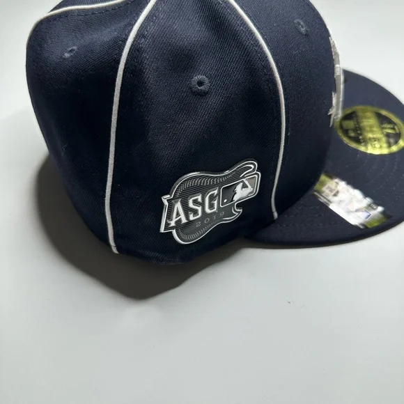 New Era Navy Blue NY Yankees Cap - Picture 2 of 6